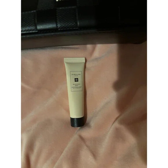 Jo Malone bag plus body lotion - Picture 2 of 5